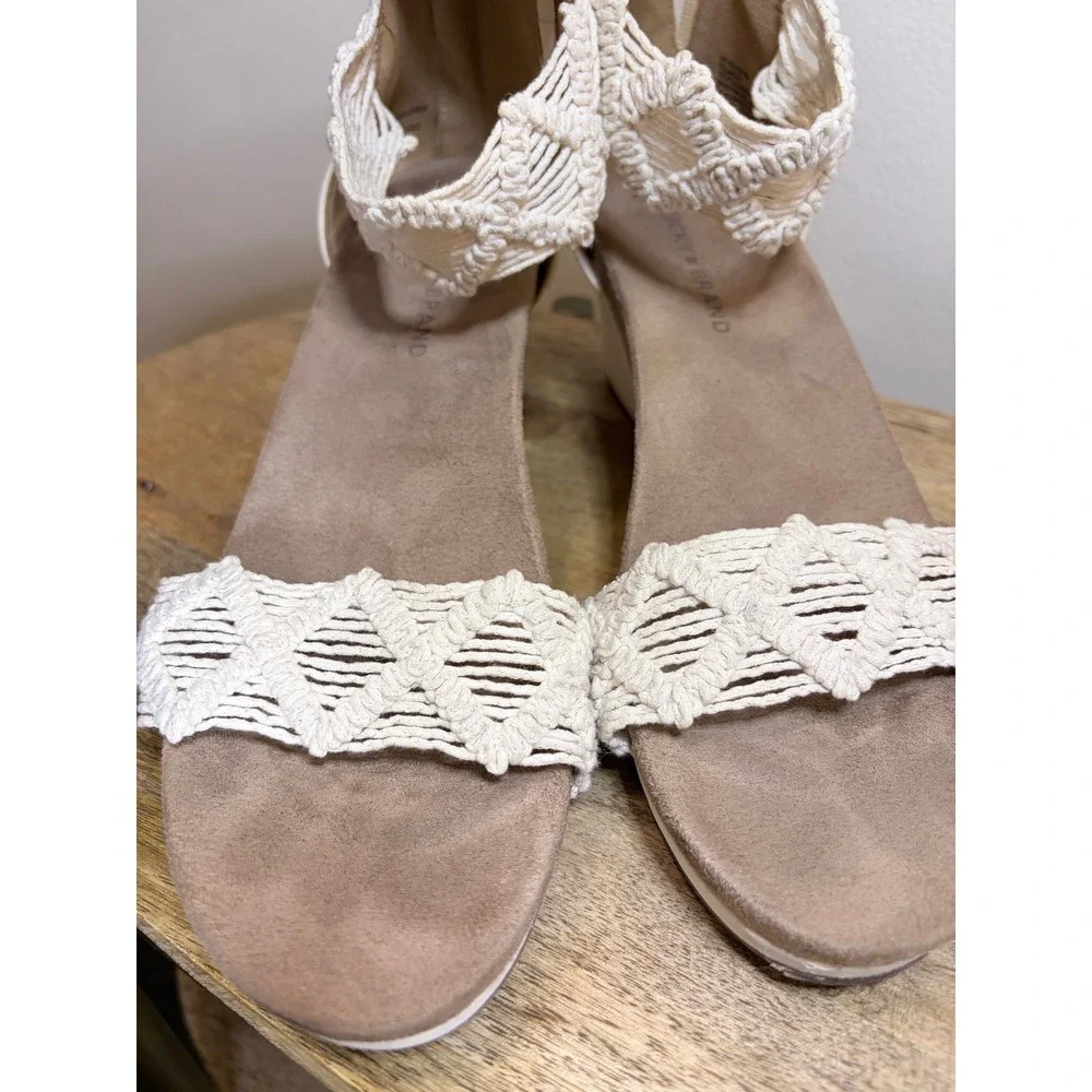 Lucky Brand Kaydyn Cream Crochet Macrame Wedge Sandals Back Zip Size 8.5